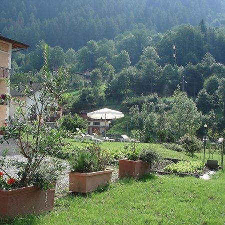 Hotel Pedretti Branzi Exterior photo