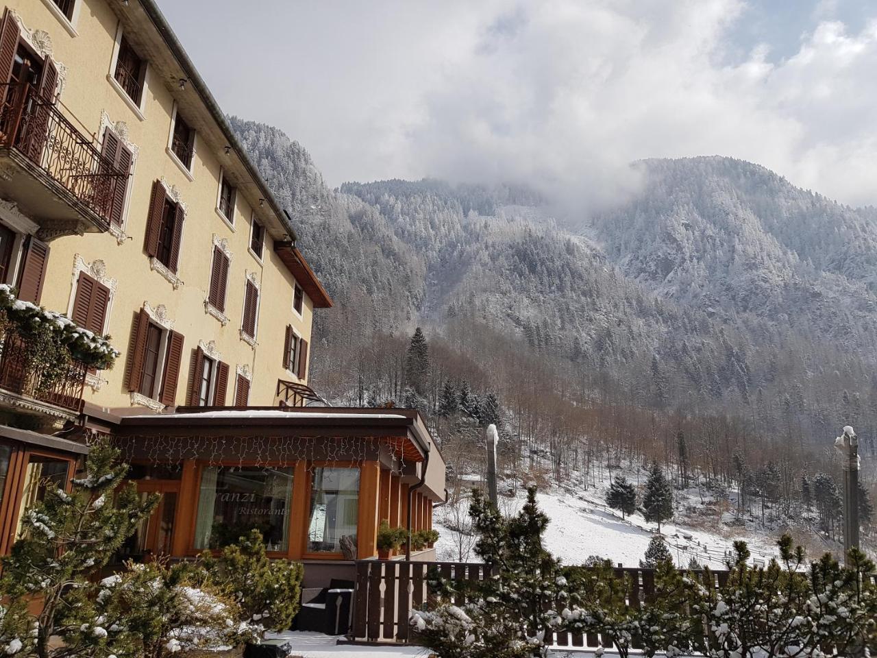 Hotel Pedretti Branzi Exterior photo